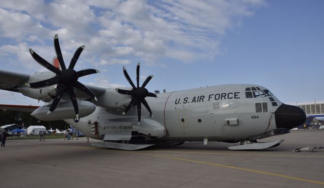 Lockheed C-130 Hercules (92-1094) - Airventure 2019