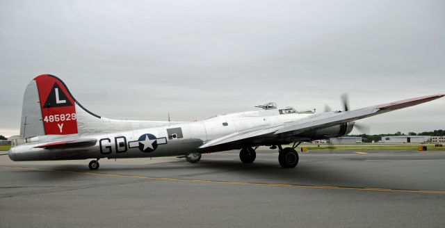 — — - New Jersey Aviation Hall of Fames Wings and Wheels Event at Teterboro Airport on 6/20/15