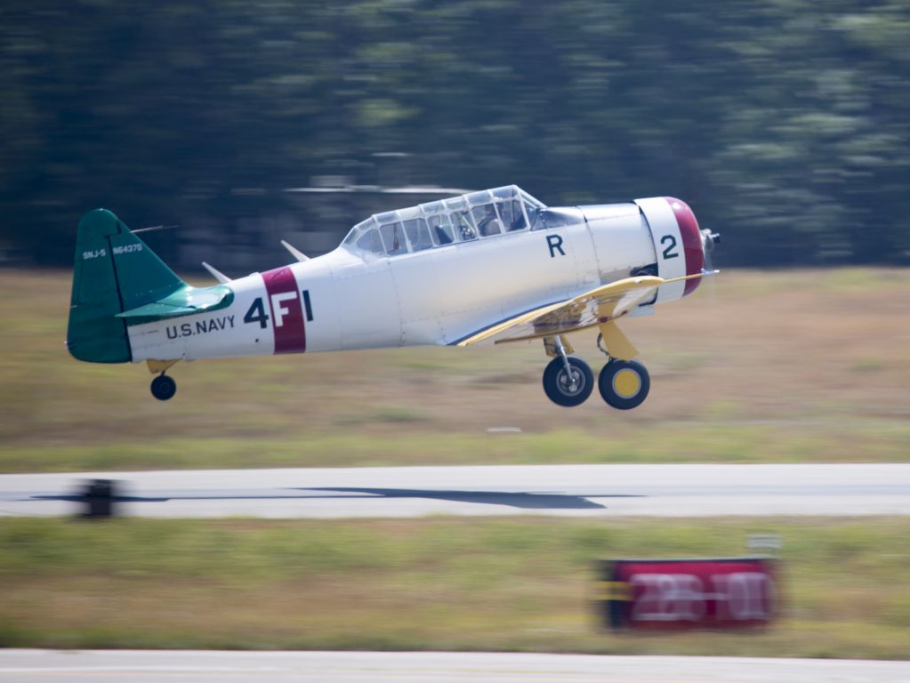 North American T-6 Texan (N6437D) - 4 August 2015