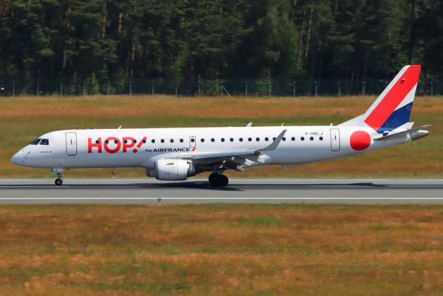 Embraer ERJ-190 (F-HBLJ)