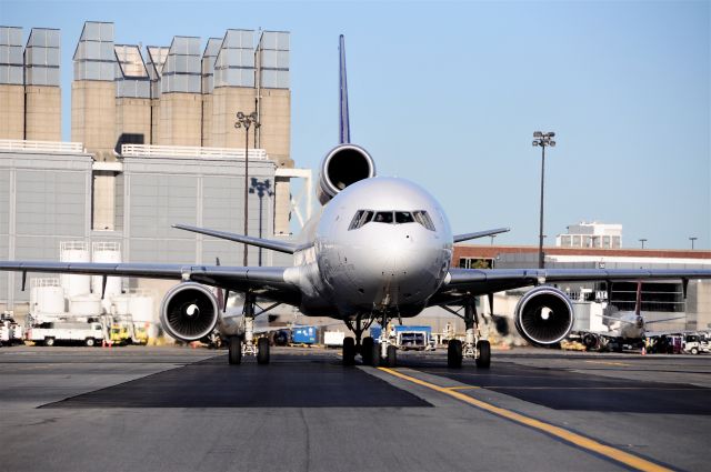 Boeing MD-11 (N578FE)