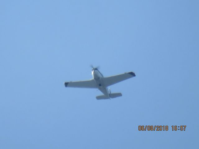 Beechcraft Bonanza (36) (N335P)