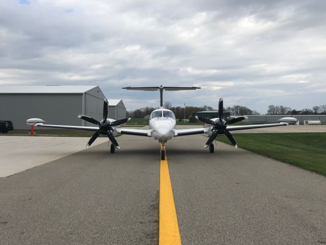 Piper Cheyenne 400 (N85SL)