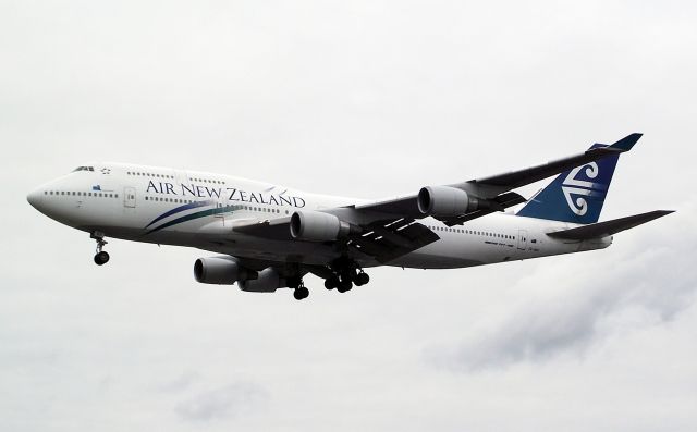 Boeing 747-200 (ZK-NBV) - Air New Zealand