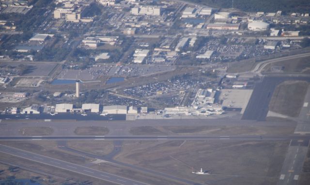 Airbus A320 — - Flying over St Petersburg enroute to Tampa.