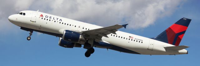 Airbus A320 (N310NW) - Departing runway 25 on April 3, 2017 for Salt Lake City.