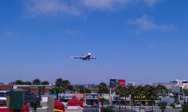 Boeing 747-400 —