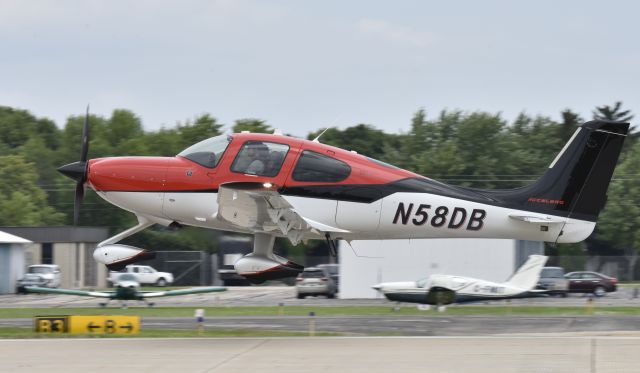 Cirrus SR22 Turbo (N58DB) - Airventure 2017