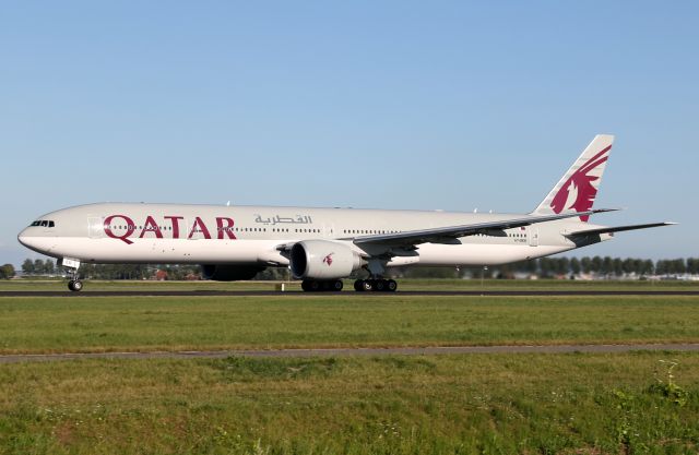 BOEING 777-300ER (A7-BEB)