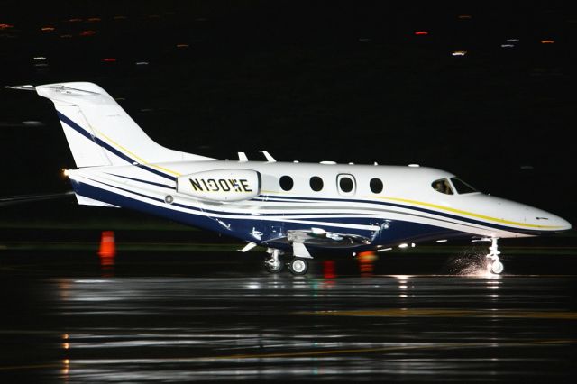 Beechcraft Premier 1 (N100WE)