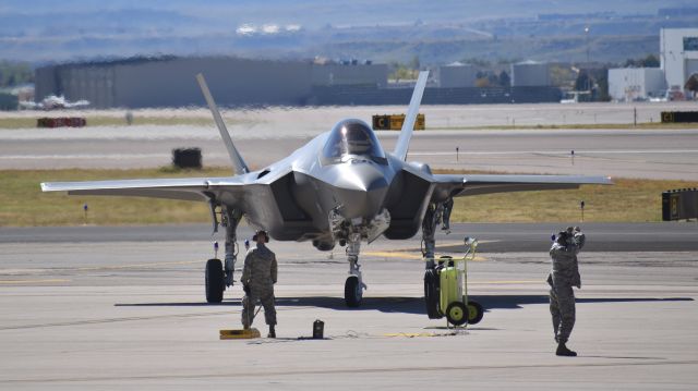 Lockheed F-35C (13-5074) - Lockheed Martin F-35A Lightning II assigned to the 31st Test and Evaluation Squadron 