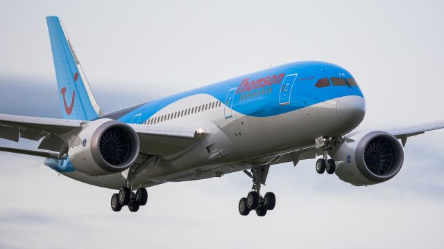 Boeing 787-8 (G-TUIA)