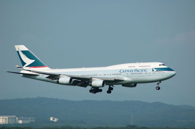 Boeing 747-400 (B-HOS) - CPA B-HOS Boeing 747-467 c/n 24850/788