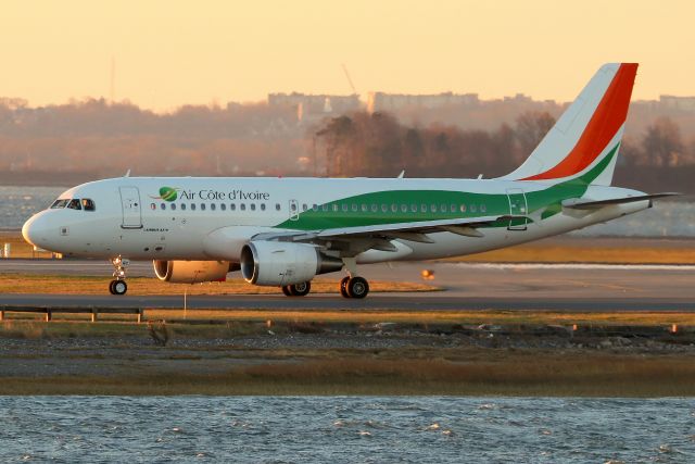 Airbus A319 (TU-TRC) - 'Cote d'lvoire 900' departing to Phoenix on it's retirement flight   (12/17)