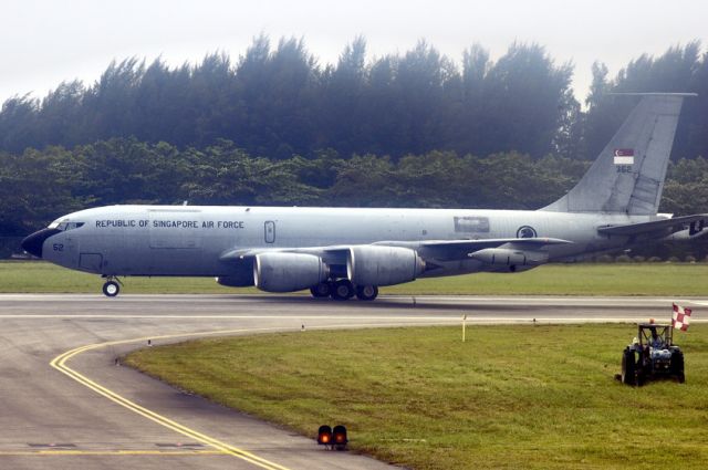 N752 — - 2004 - In the middle of a big rain storm, just before our TO to Manado