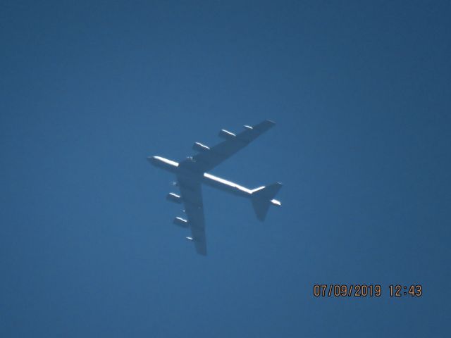 Boeing B-52 Stratofortress (60-0020)