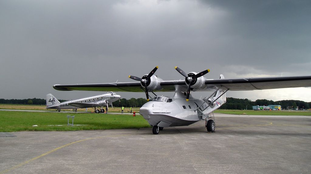 PH-PBY — - 1941 Consolidated PBY-5A Catalina and 1934 KLM Douglas DC-2 Uiver NC39165 (PH-AJU livery) at Royal Netherlands AF Open Days, june 2007.