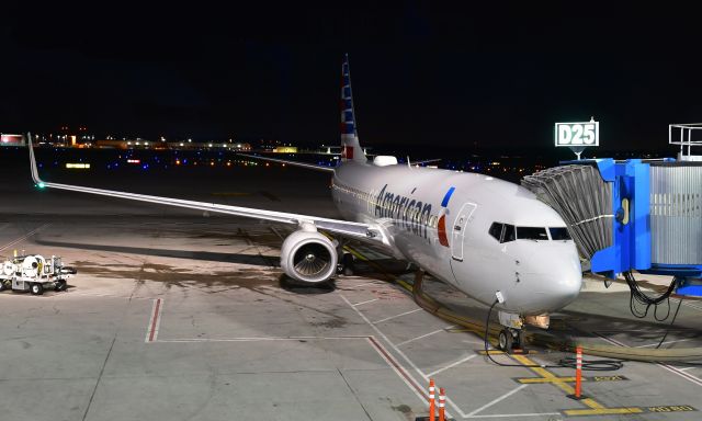 Boeing 737-800 (N847NN) - American Airlines Boeing 737-823(WL) N847NN in Detroit 