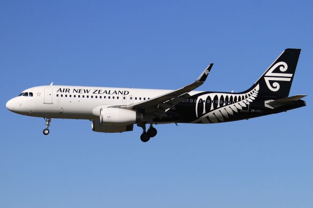 Airbus A320 (ZK-OXJ)