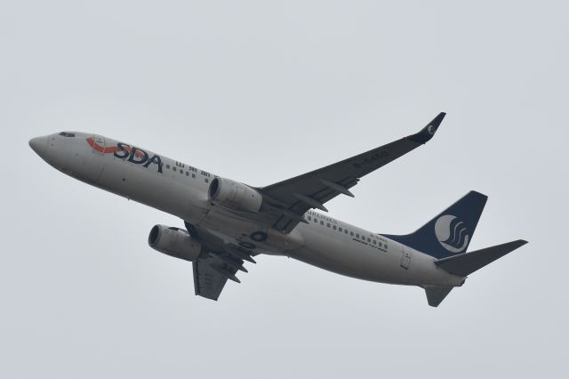 Boeing 737-800 (B-5450)