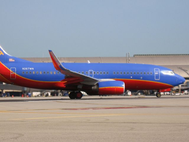 Boeing 737-700 (N267WN) - HOLDING ON RWY 19R