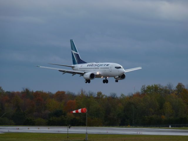 BOEING 737-600 (C-GBWS)