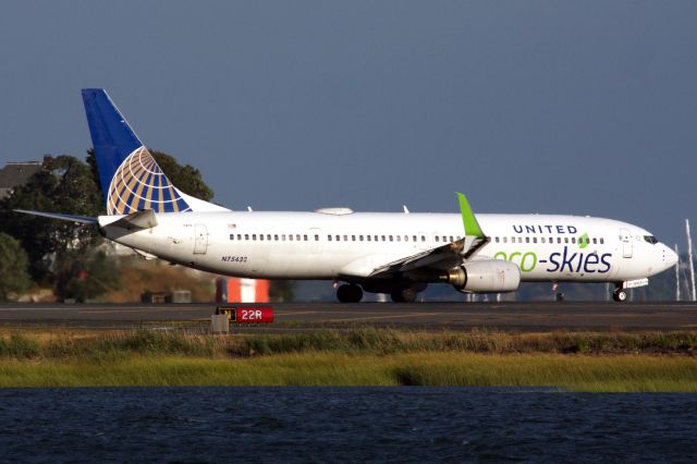 Boeing 737-900 (N75432)