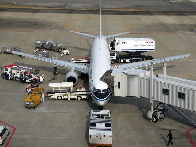 Boeing 737-800 (B-5326)