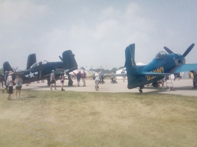— — - Bearcats at Airventure 2023