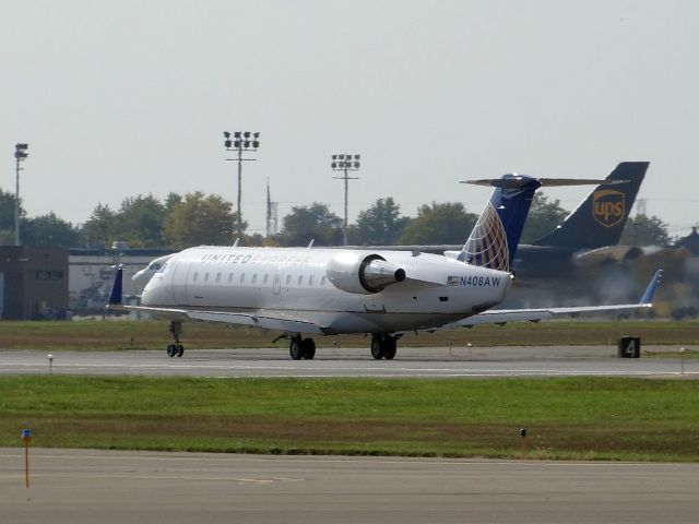 Canadair Regional Jet CRJ-200 (N408AW)