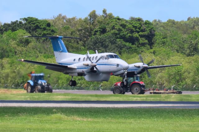 Beechcraft Super King Air 200 (VH-HLJ)