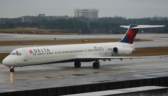 McDonnell Douglas MD-88 (N996DL)