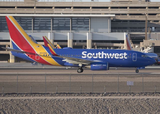 Boeing 737-700 (N932WN)