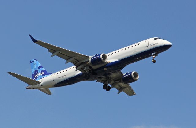 Embraer ERJ-190 (N206JB)