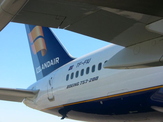 Boeing 757-200 (TF-FIU) - Reykjavik airshow 2012