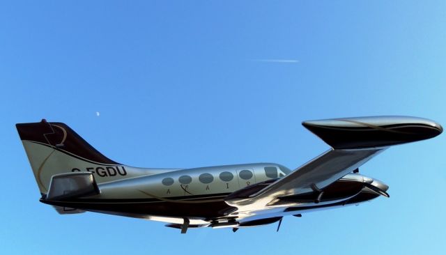 Cessna 421 (C-FGDU)