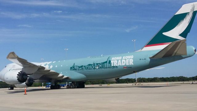 BOEING 747-8 (B-LJA) - D hardstand