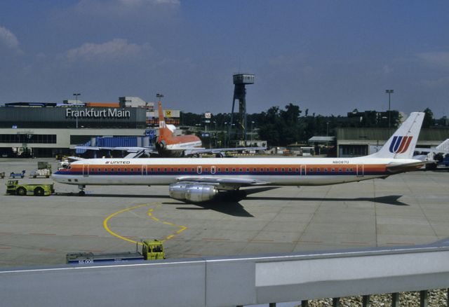 N8087U — - SCAN of Fuji Slide - at Frankfurt 1984-07-29 - stop-over at Frankfurt during a flight from Zurich to FRankfurt and further to Bremen.