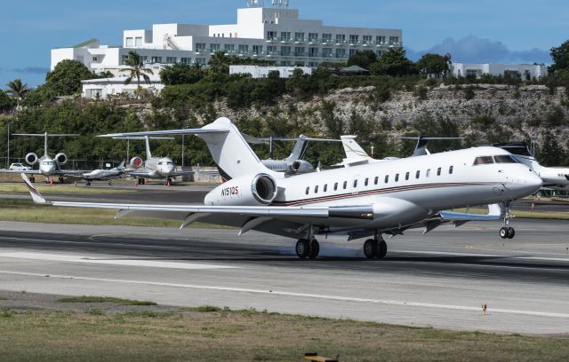 Bombardier Global Express (N151QS)