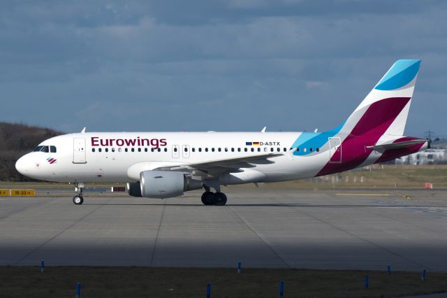 Airbus A319 (D-ASTX) - leased from Air Berlin