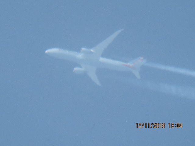 Boeing 787-9 Dreamliner (N826AN)
