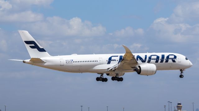 Airbus A350-900 (OH-LWE) - Finnair A350-900 landing at DFW airport on 8/6/2022. Taken with a Canon 850D and Rokinon 135mm f/2 lens.