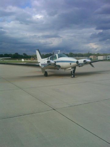 Beechcraft 55 Baron (N526PM) - On ramp in Chicago