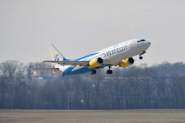 BOEING 737-400 (N804TJ)