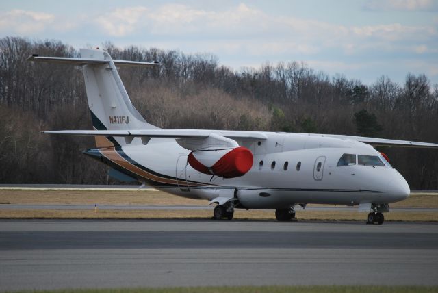 Fairchild Dornier 328JET (N411FJ) - 1/26/10 - Registered Owner: AIR INVESTORS LLC