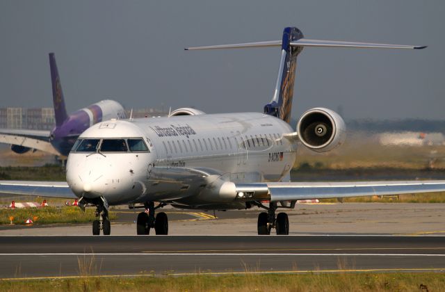 Canadair Regional Jet CRJ-900 (D-ACNO)