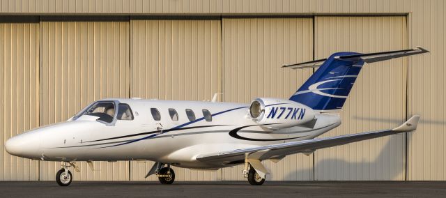 Cessna Citation M2 (N77KN)