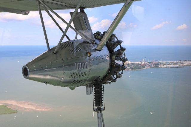 Ford Tri-Motor (N9645) - A view of one of the 1928 Ford 5-AT-B Tri-Motor P&W R-985 Series engines hard at work as we approached Cedar Point over Port Clinton, Ohio on 5 Aug 2017.