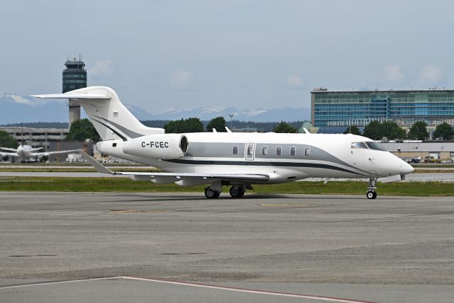 Canadair Challenger 350 (C-FCEC)