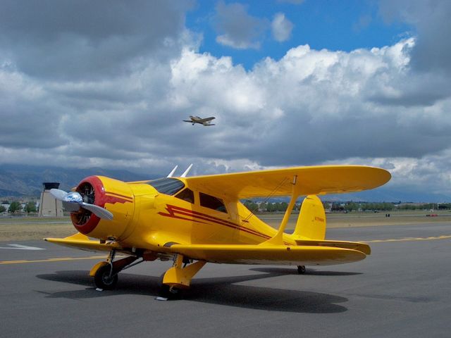 Cessna Skyhawk (N79484) - 1943 Beech  D17S